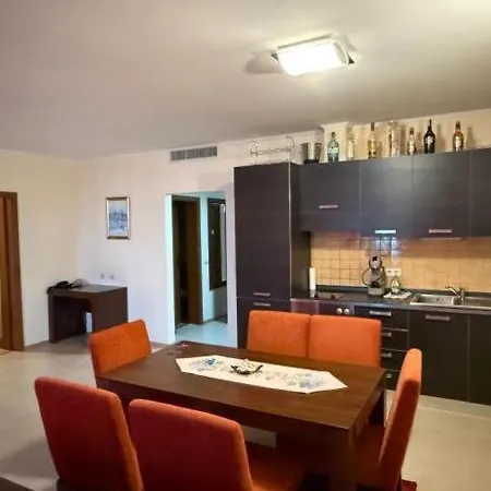 двуспален сънсет ризорт с фронтален изглед към море Apartment *