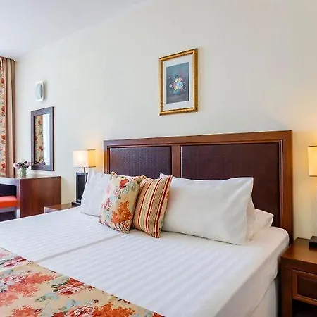 двуспален сънсет ризорт с фронтален изглед към море Apartment Pomorie